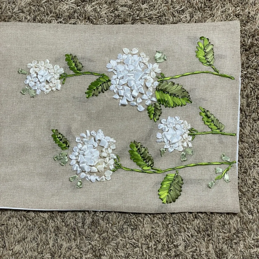 Elegant Floral Ribbon Embroidered Burlap Table‎ Runner Hydrangea Flower Décor